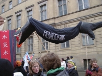 Demo "Wir zah­len nicht für eure Krise" 2009
