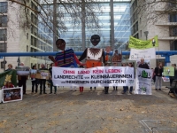 Tag der Landlosen 17.04.13 - Aktion vor dem Auswärtigen Amt | Copyright FIAN Deutschland